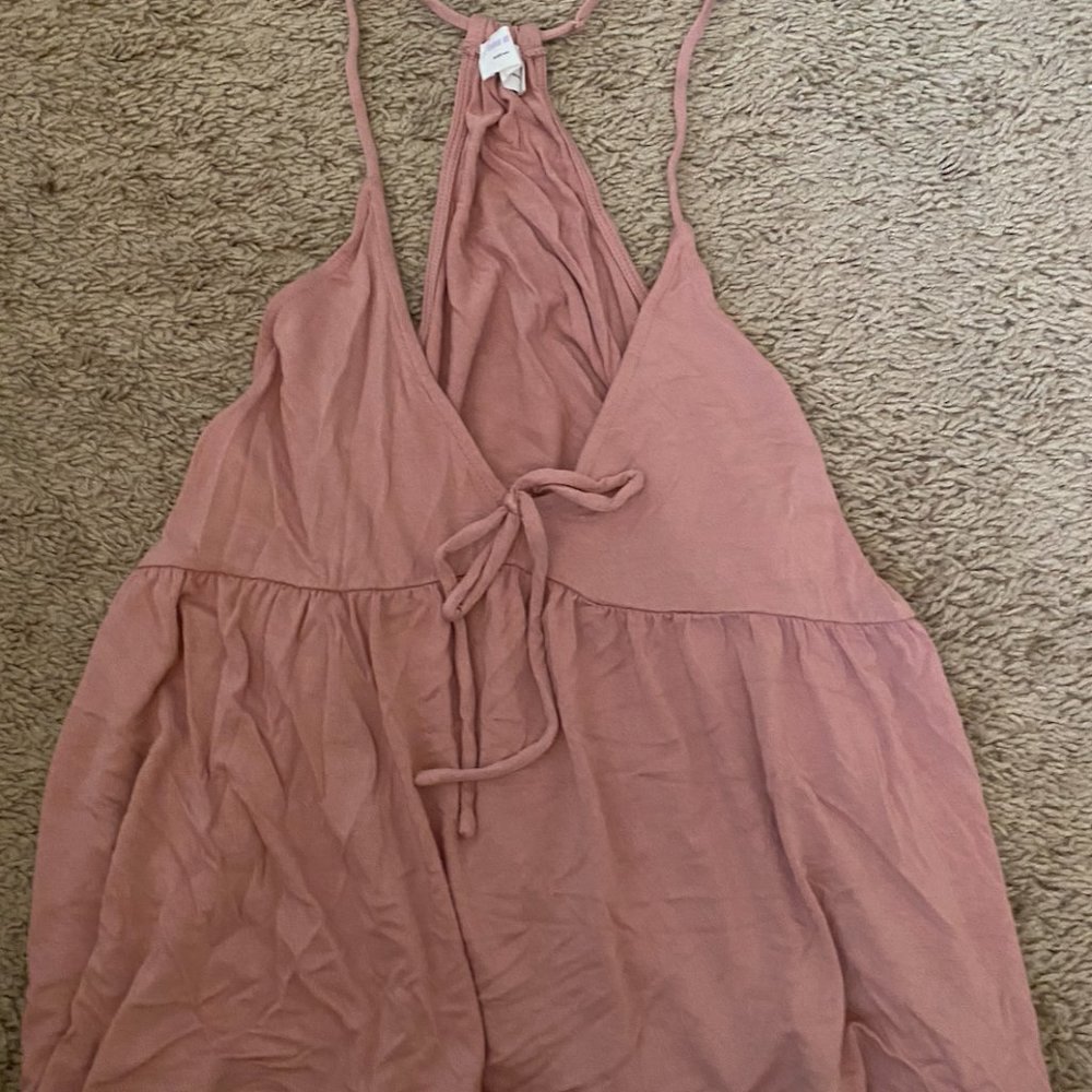 Pink flowy v-neck tank top